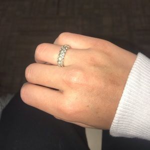 Women’s ring 7.5